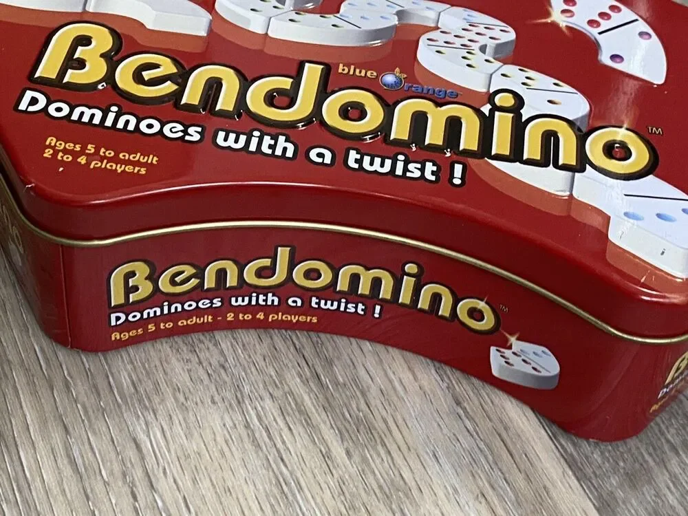 Bendomino Dominoes With a Twist Blue Orange Games 2006, Heavy Curved DominosREAD